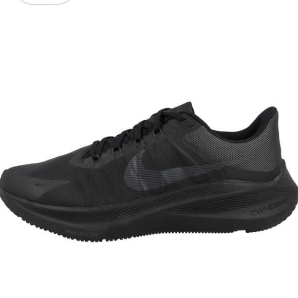 Nike Other - Nike Zoom Winflo 8 men’s size 9